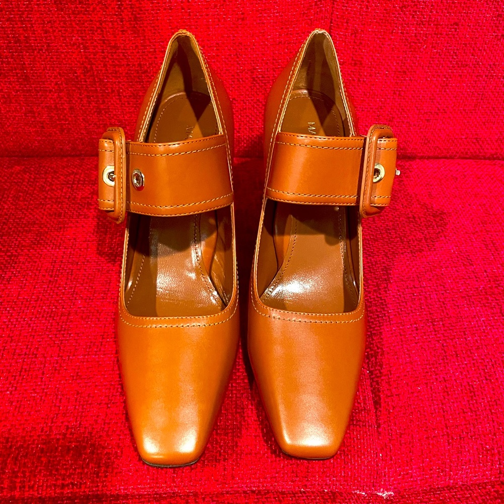 Marion Parke Mary Jane, block heel pumps. Size 7.5. Never worn. NWOT